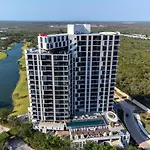 Suite Presidencial Sky Roof Lagoon View Merida Nte